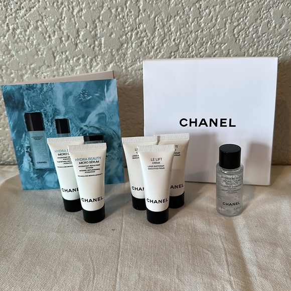 CHANEL Hydro Beauty 6-Piece Sample Set - Picture 2 of 9
